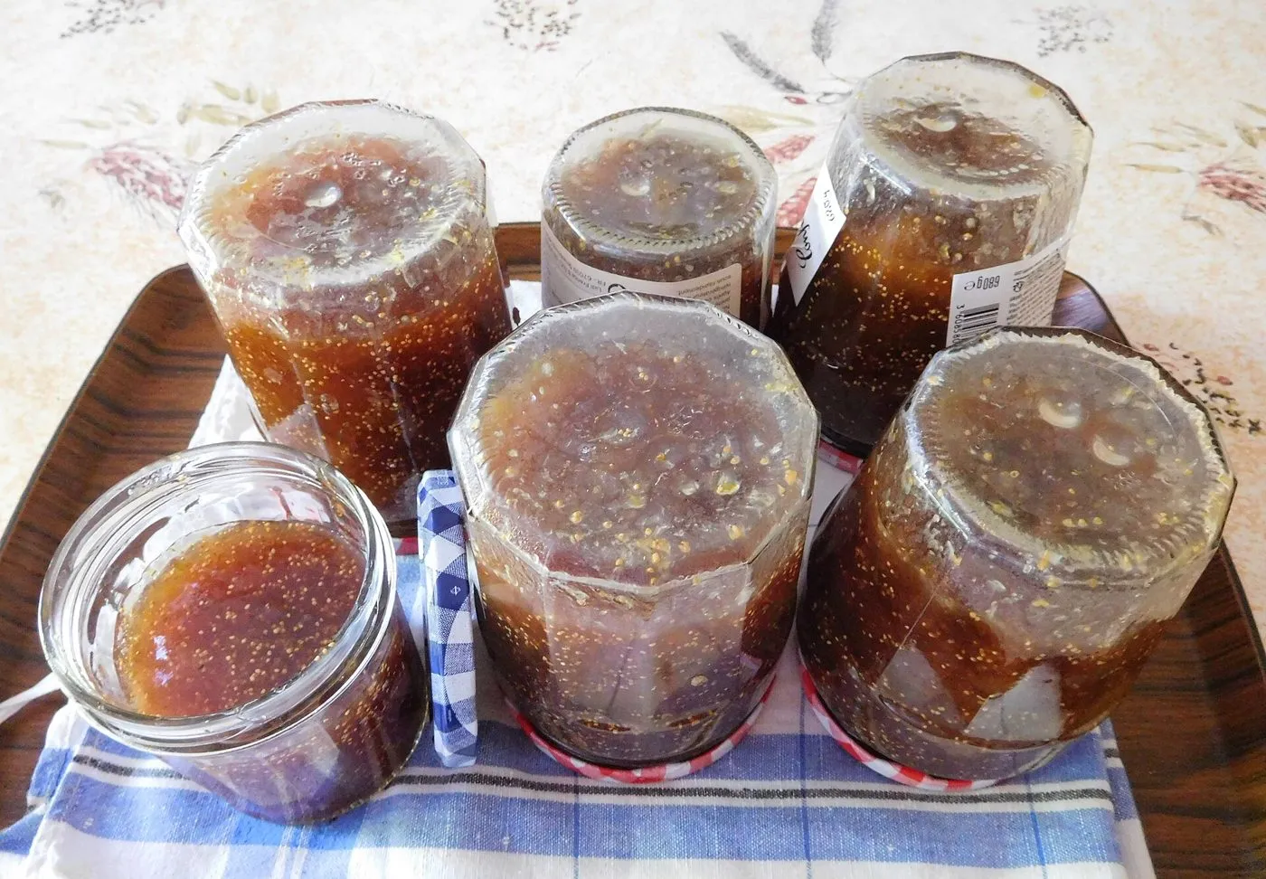 tarros de mermelada de higo